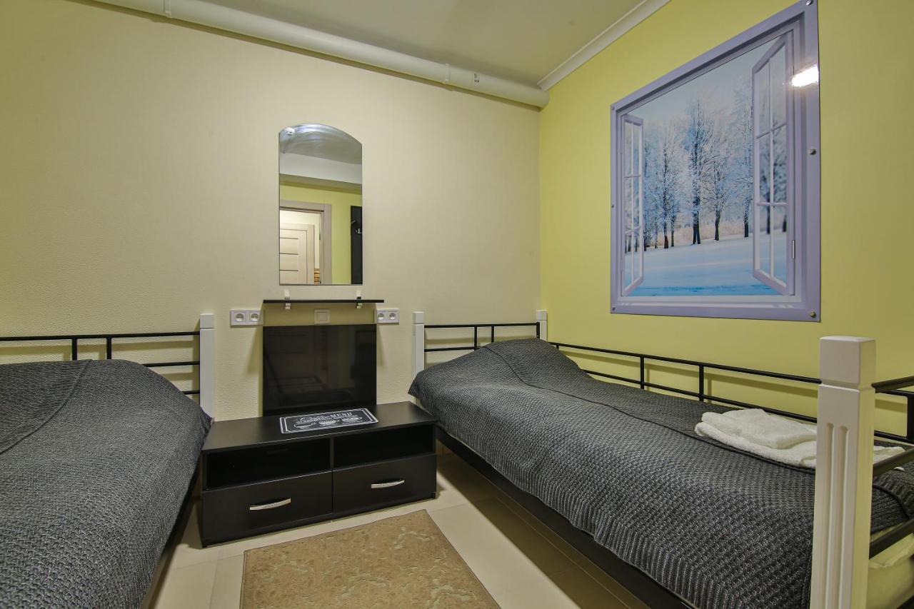 Battle Mile Hostel Cherkasy Exterior photo
